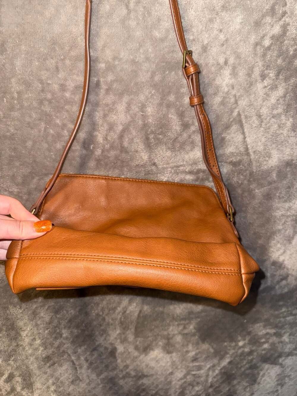 Universal Thread Brown Faux Leather Crossbody Bag - Picture 10 of 10